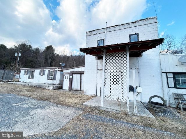 4743, 4745, 4747 CHAMBERSBURG RD, Gettysburg, PA 17325