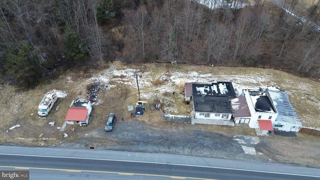 4743, 4745, 4747 CHAMBERSBURG RD, Gettysburg, PA 17325