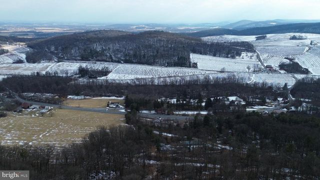 4743, 4745, 4747 CHAMBERSBURG RD, Gettysburg, PA 17325