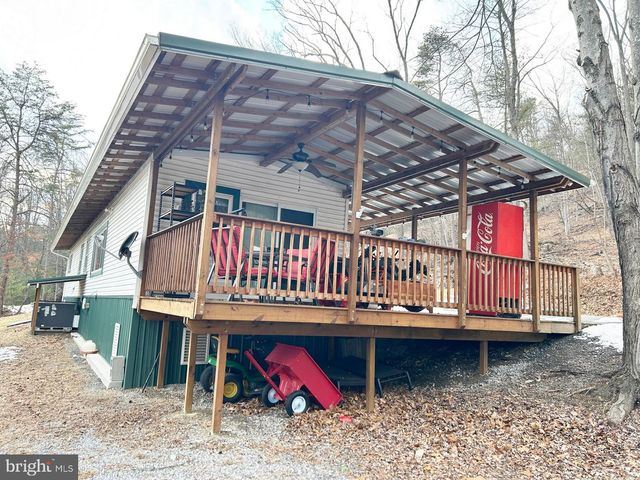 4743, 4745, 4747 CHAMBERSBURG RD, Gettysburg, PA 17325