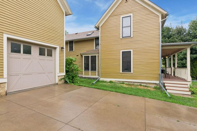 1004 6th Street S, Stillwater, MN 55082