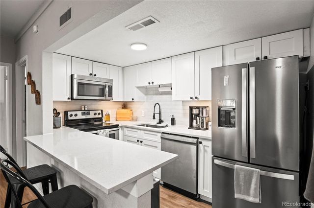 9725 E Harvard Avenue 387, Denver, CO 80231