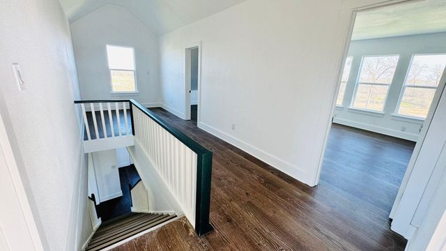 1084 Fm 812, Cedar Creek, TX 78612