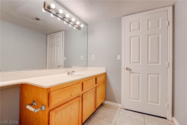 2974 Juniper Hills Boulevard 101, Las Vegas, NV 89142