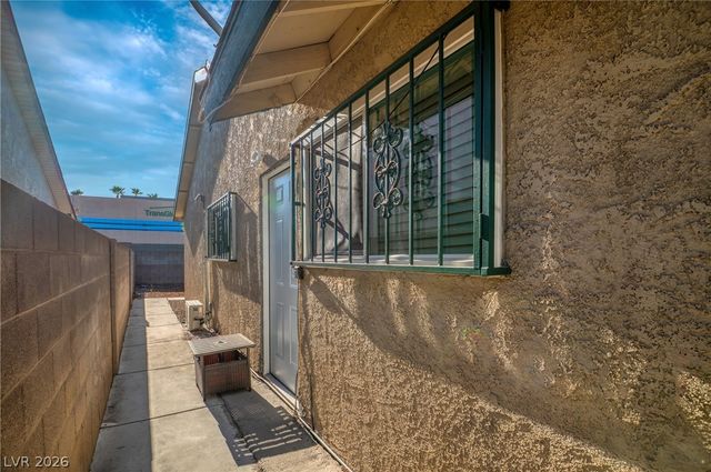 3730 Greenwood Dr., Las Vegas, NV 89103