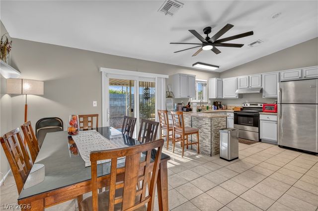 3730 Greenwood Dr., Las Vegas, NV 89103