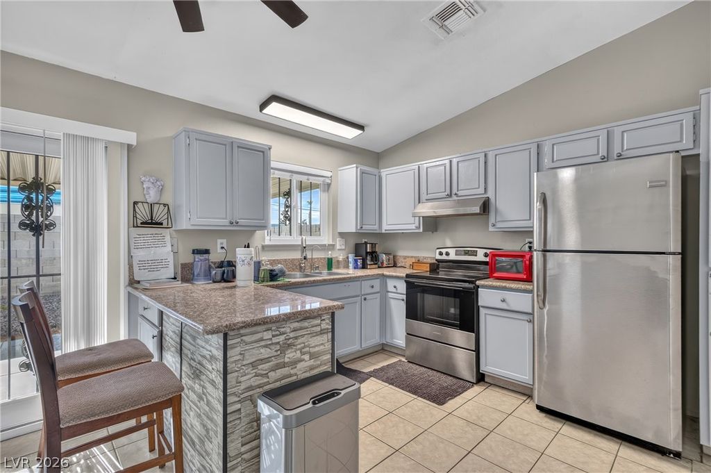 3730 Greenwood Dr., Las Vegas, NV 89103
