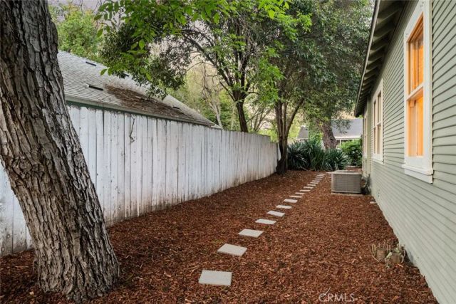 1421 Hobart Street, Chico, CA 95926