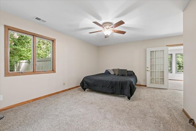 3318 Caroline Drive, Joliet, IL 60435