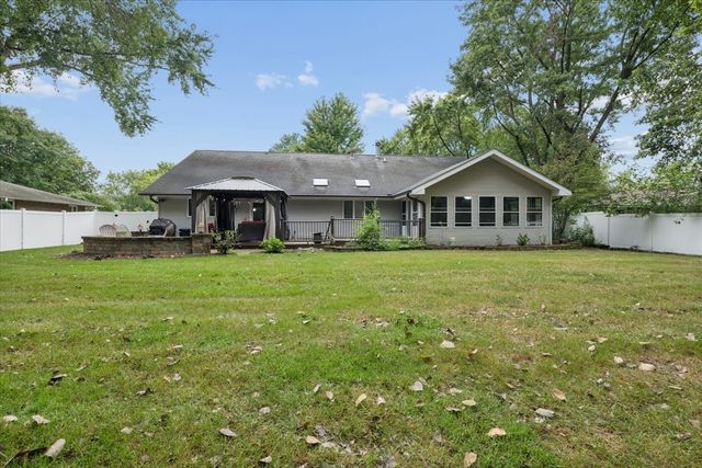 3318 Caroline Drive, Joliet, IL 60435