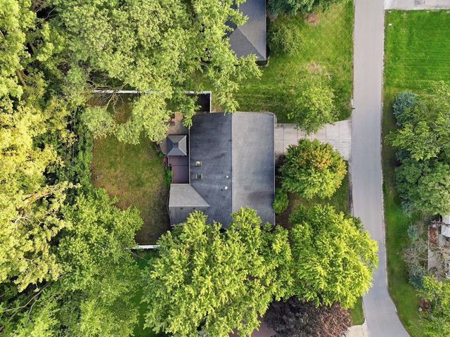 3318 Caroline Drive, Joliet, IL 60435