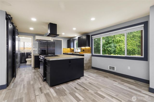 1319 Maple Avenue, Snohomish, WA 98290