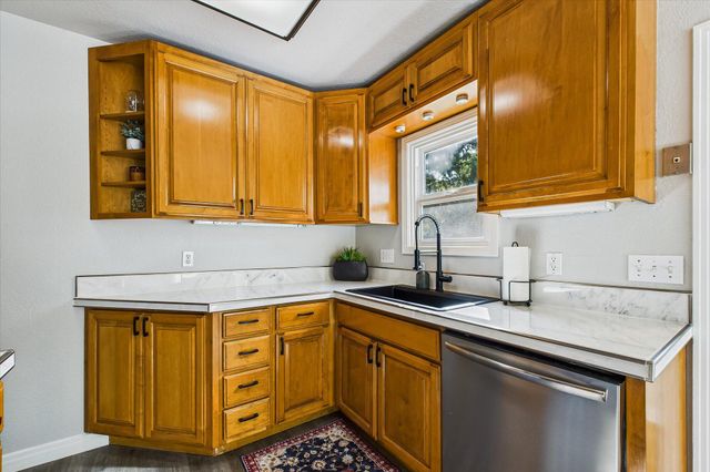 380 Artino Street, Eureka, CA 95503