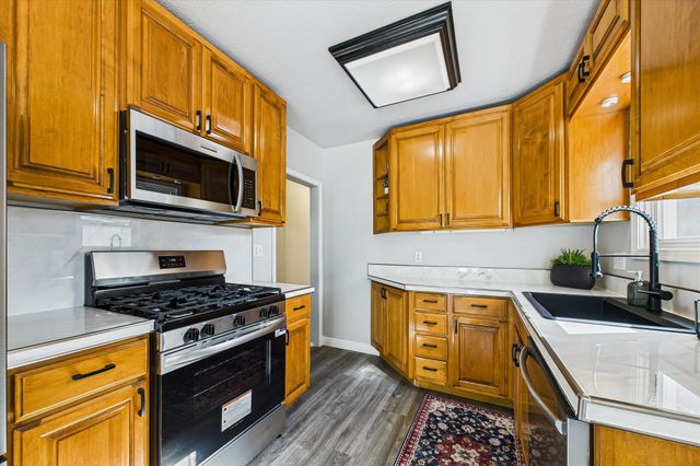 380 Artino Street, Eureka, CA 95503