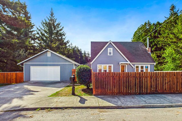 380 Artino Street, Eureka, CA 95503