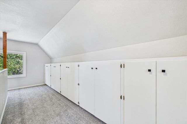 380 Artino Street, Eureka, CA 95503