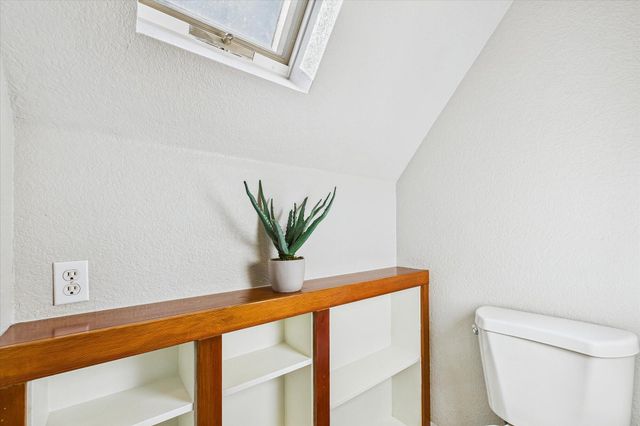 380 Artino Street, Eureka, CA 95503