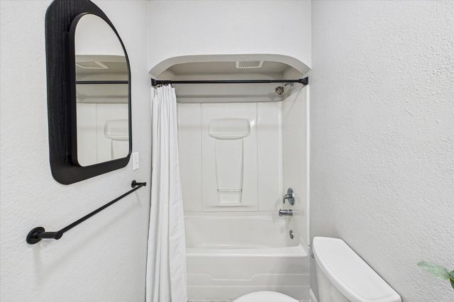 380 Artino Street, Eureka, CA 95503