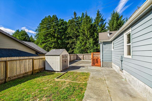 380 Artino Street, Eureka, CA 95503