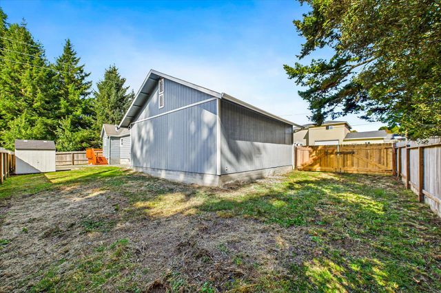 380 Artino Street, Eureka, CA 95503