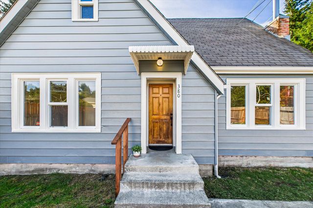 380 Artino Street, Eureka, CA 95503
