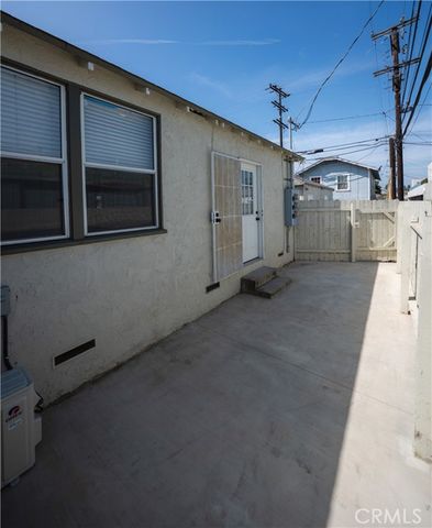 1719 Cabrillo Avenue C, Torrance, CA 90501