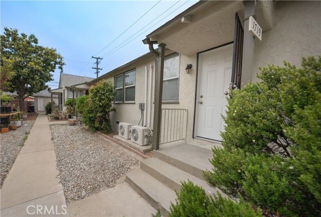 1719 Cabrillo Avenue C, Torrance, CA 90501