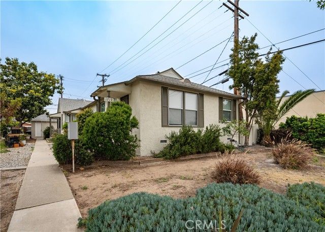 1719 Cabrillo Avenue C, Torrance, CA 90501