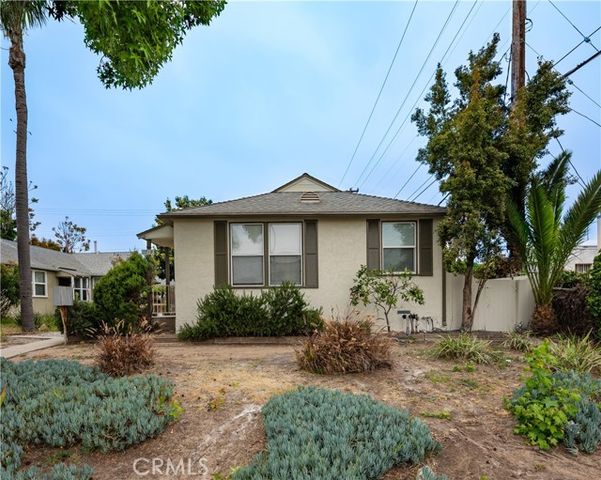 1719 Cabrillo Avenue C, Torrance, CA 90501