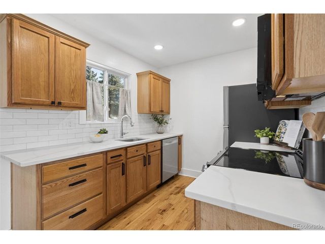3704 Surrey Ln, Colorado Springs, CO 80918