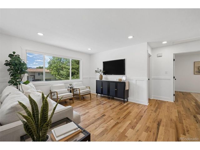 3704 Surrey Ln, Colorado Springs, CO 80918