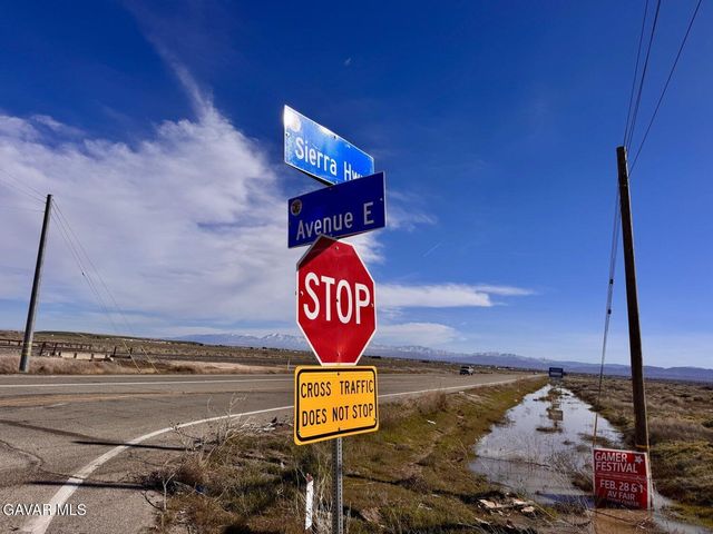 Ave E7 Pl 11 Stw, Lancaster, CA 93534