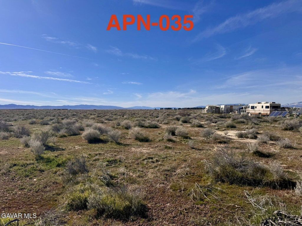 Ave E7 Pl 11 Stw, Lancaster, CA 93534