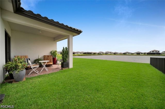 5043 Ofanto LN, Ave Maria, FL 34142