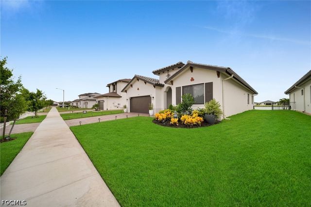5043 Ofanto LN, Ave Maria, FL 34142