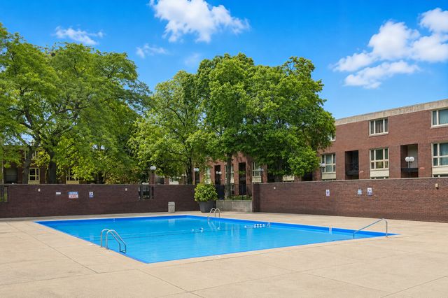 2605 S Indiana Avenue 1404, Chicago, IL 60616