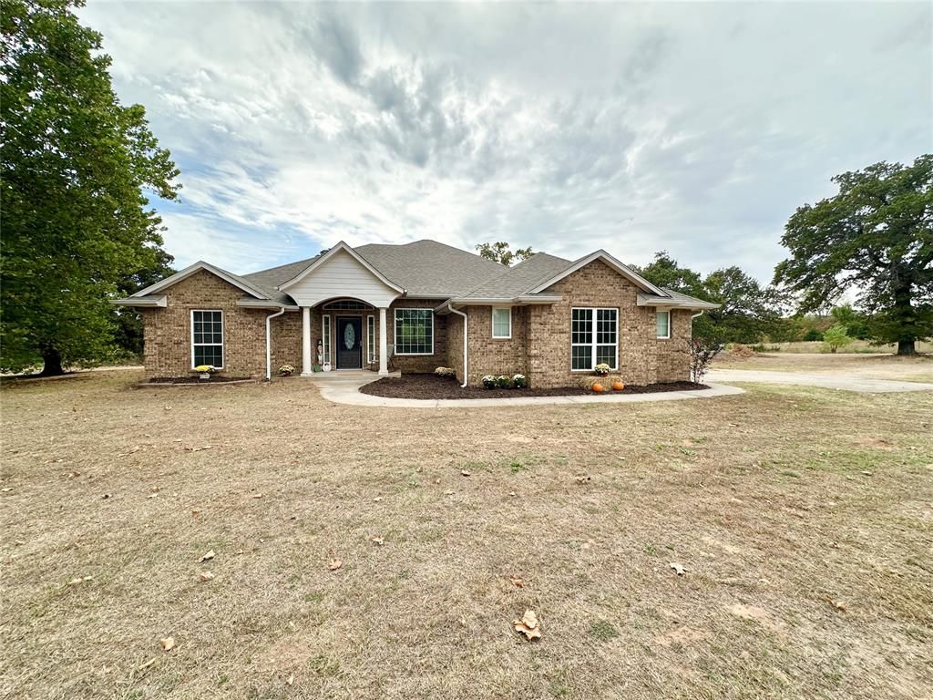 11 Tonya Road, Shawnee, OK 74801