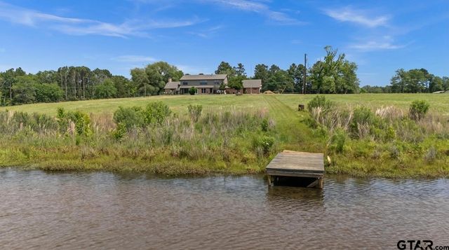 126 County Road 4212, Jacksonville, TX 75766