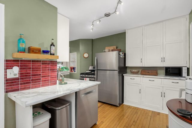 612 Jefferson Street NE, Minneapolis, MN 55413