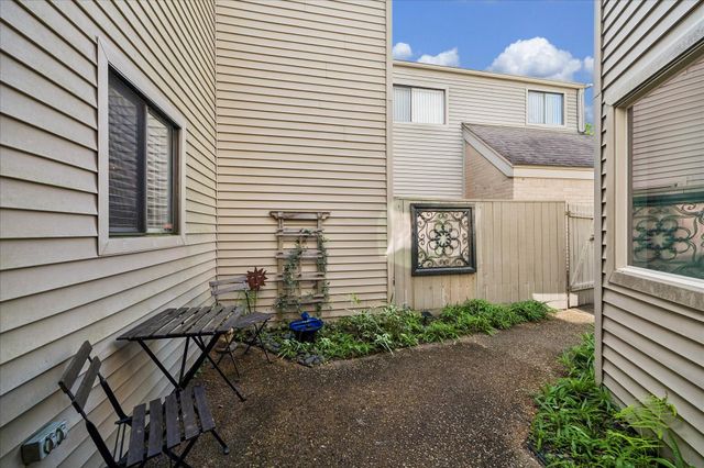 11521 Riverview Drive, Houston, TX 77077