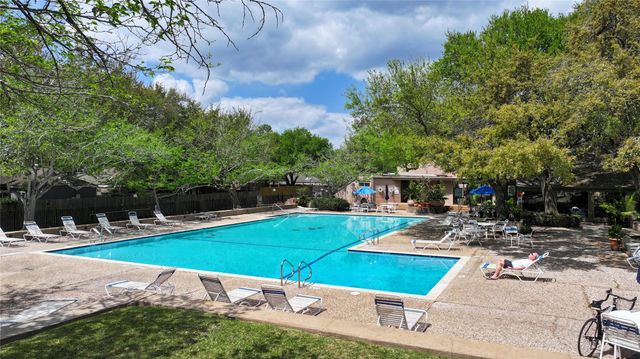 11521 Riverview Drive, Houston, TX 77077