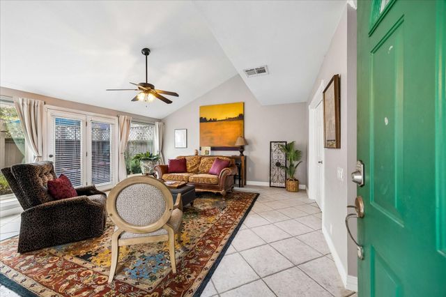 11521 Riverview Drive, Houston, TX 77077