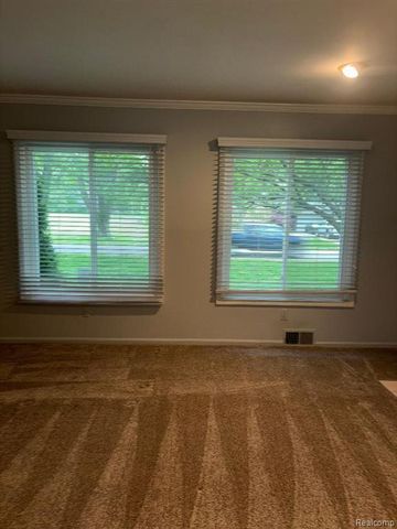 36715 Paddock Drive, Clinton Township, MI 48035