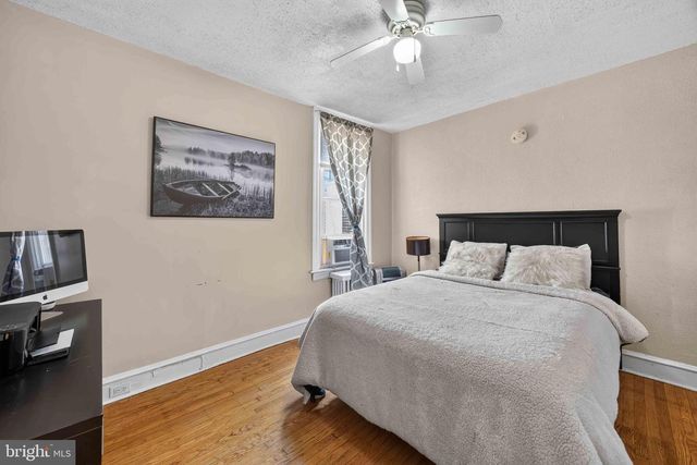5913 N 6TH ST, Philadelphia, PA 19120