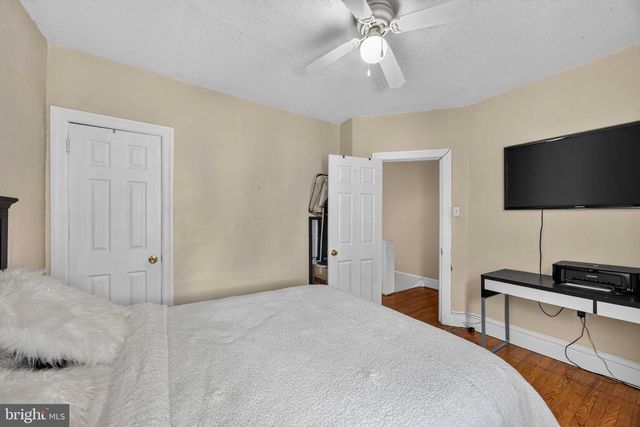 5913 N 6TH ST, Philadelphia, PA 19120