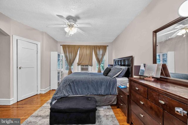 5913 N 6TH ST, Philadelphia, PA 19120