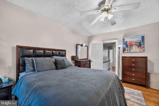 5913 N 6TH ST, Philadelphia, PA 19120
