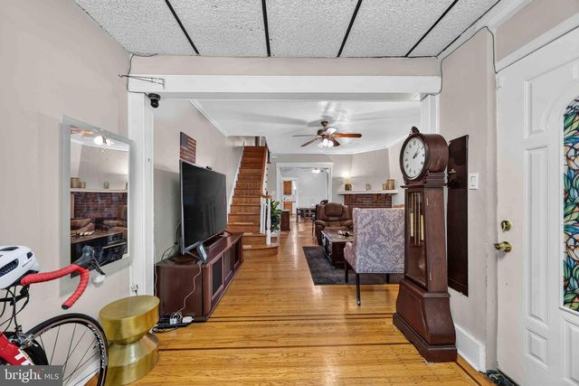 5913 N 6TH ST, Philadelphia, PA 19120