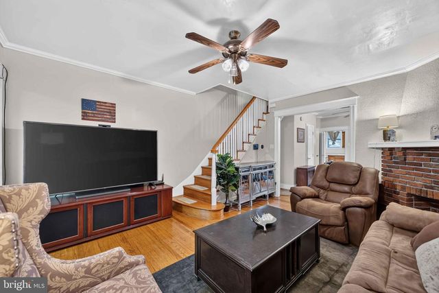 5913 N 6TH ST, Philadelphia, PA 19120