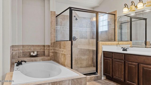 12000 STANSBURY Drive, El Paso, TX 79928